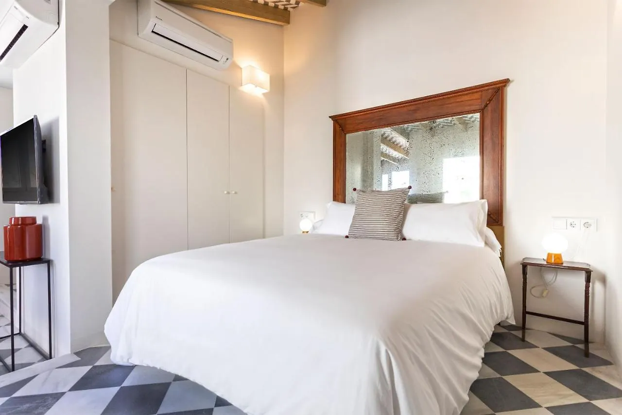 Genteel Home San Laureano Seville Apartment