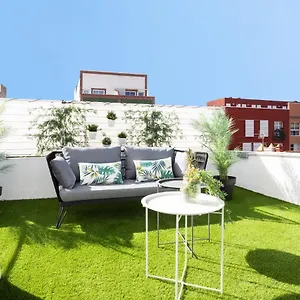 https://home2book-el-faro-de-la-laguna-terrace-wifi.in-canary-islands.com