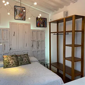 Casa Naia Santa Rufina 7 Seville